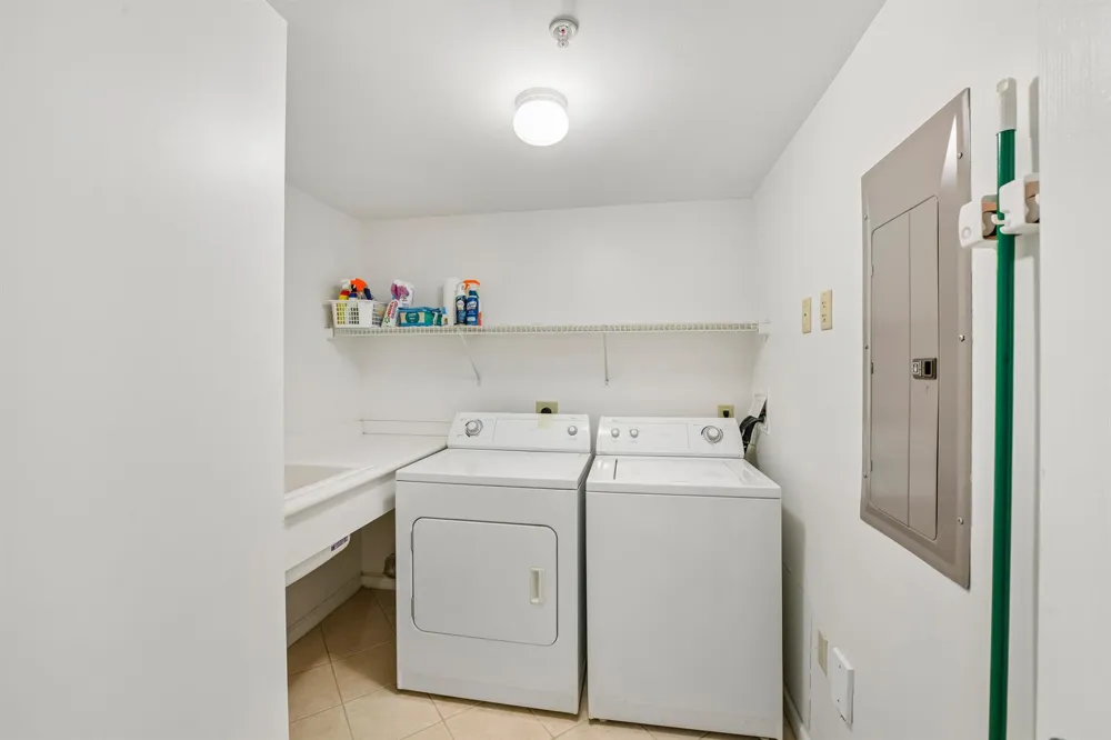 401 SW 4TH AVENUE #1003 Fort Lauderdale, FL 33315