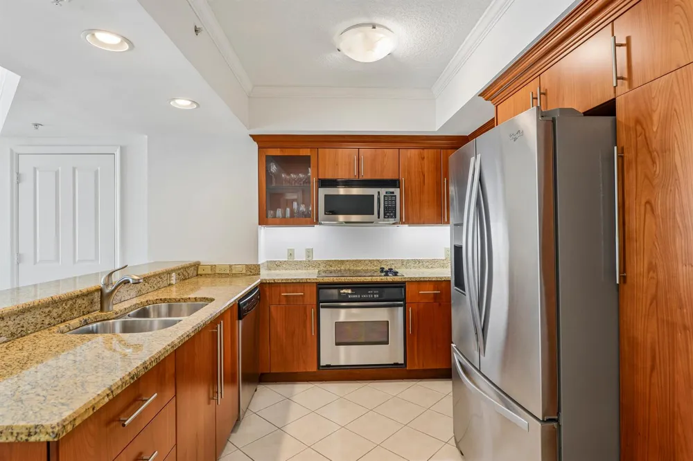 401 SW 4TH AVENUE #1003 Fort Lauderdale, FL 33315