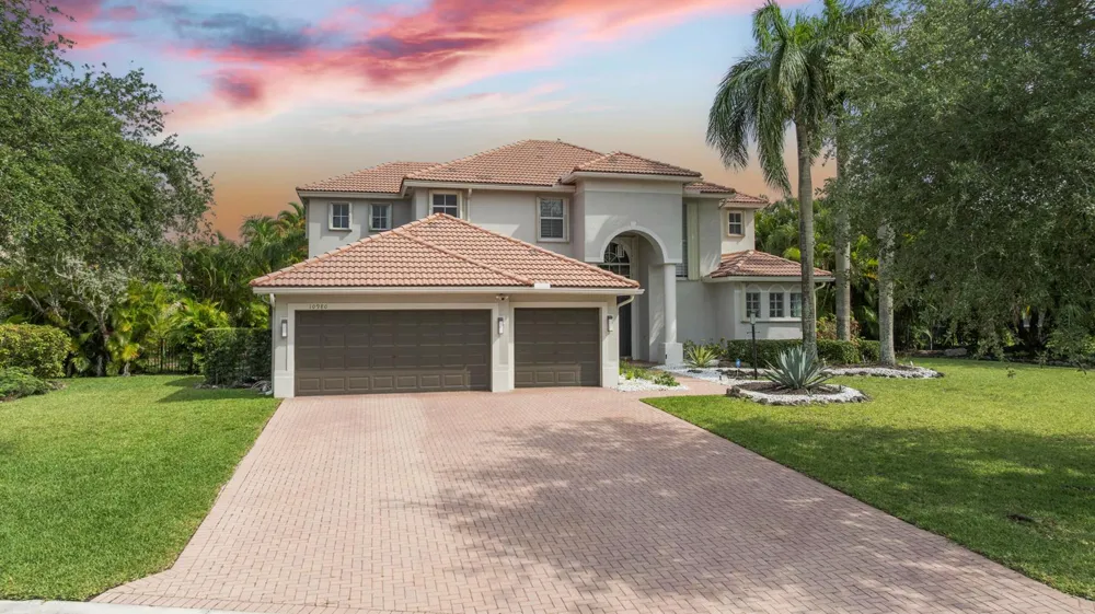 10980 NW 69th Place Parkland, FL 33076