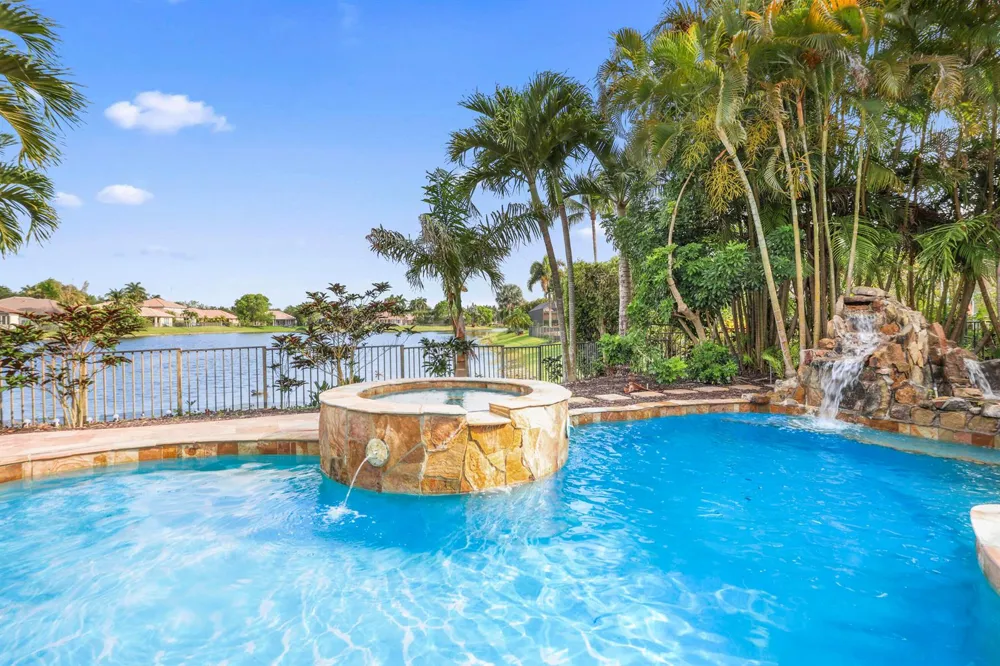 10980 NW 69th Place Parkland, FL 33076