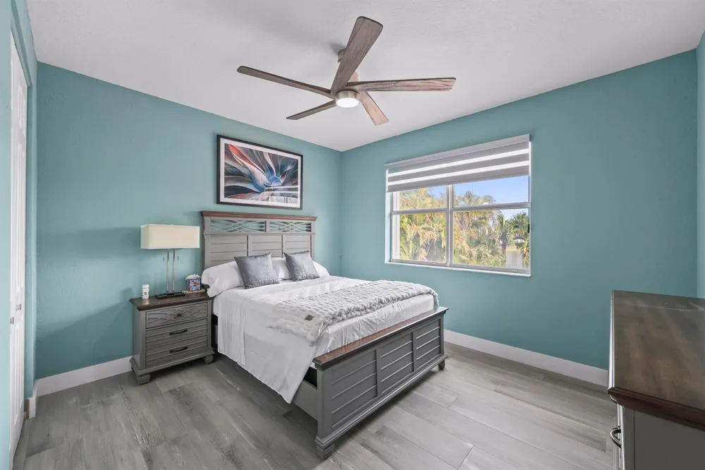 10980 NW 69th Place Parkland, FL 33076
