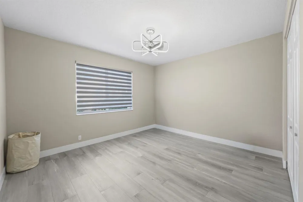 10980 NW 69th Place Parkland, FL 33076