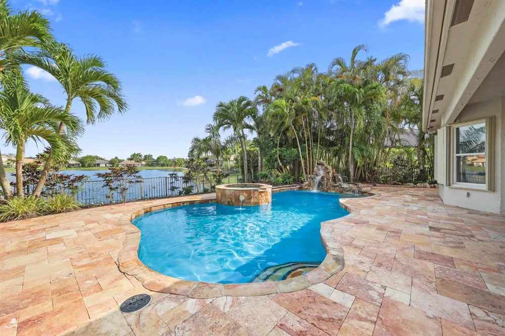 10980 NW 69th Place Parkland, FL 33076