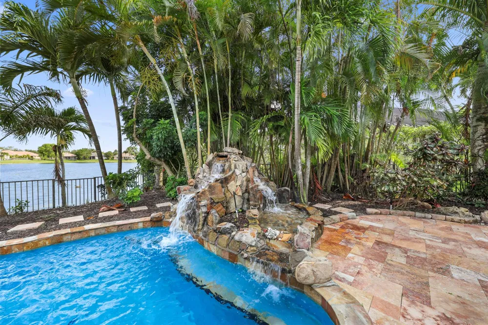 10980 NW 69th Place Parkland, FL 33076