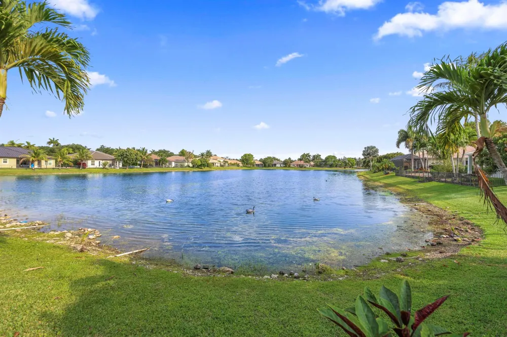 10980 NW 69th Place Parkland, FL 33076