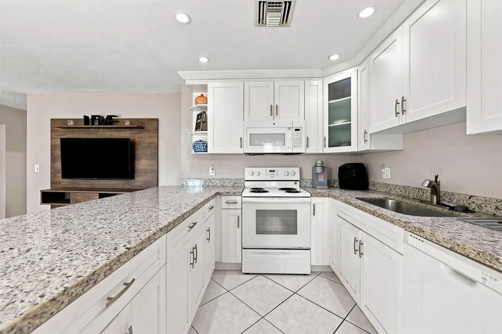 7804 SW 6th Court North Lauderdale, FL 33068