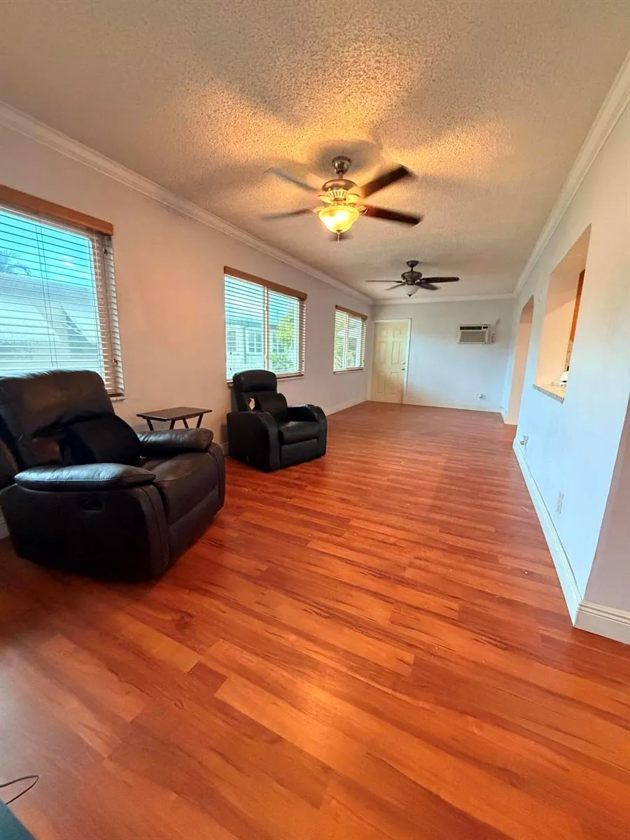 5806 NW 86TH TERRACE Tamarac, FL 33321