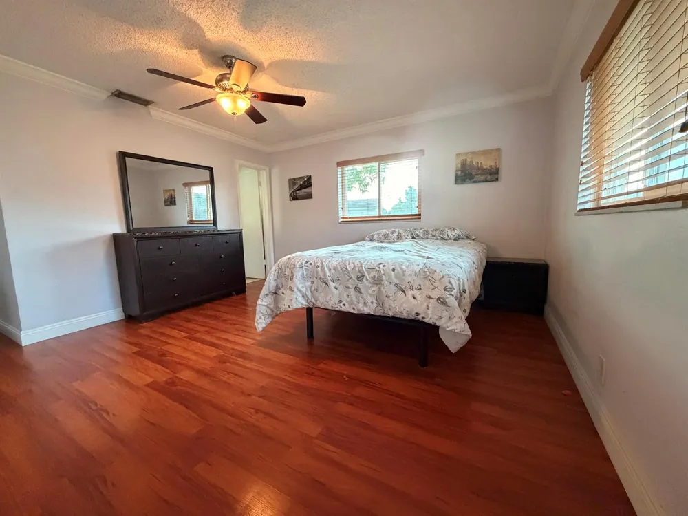 5806 NW 86TH TERRACE Tamarac, FL 33321