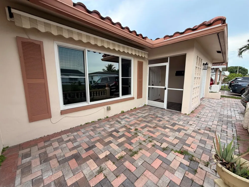 5806 NW 86TH TERRACE Tamarac, FL 33321