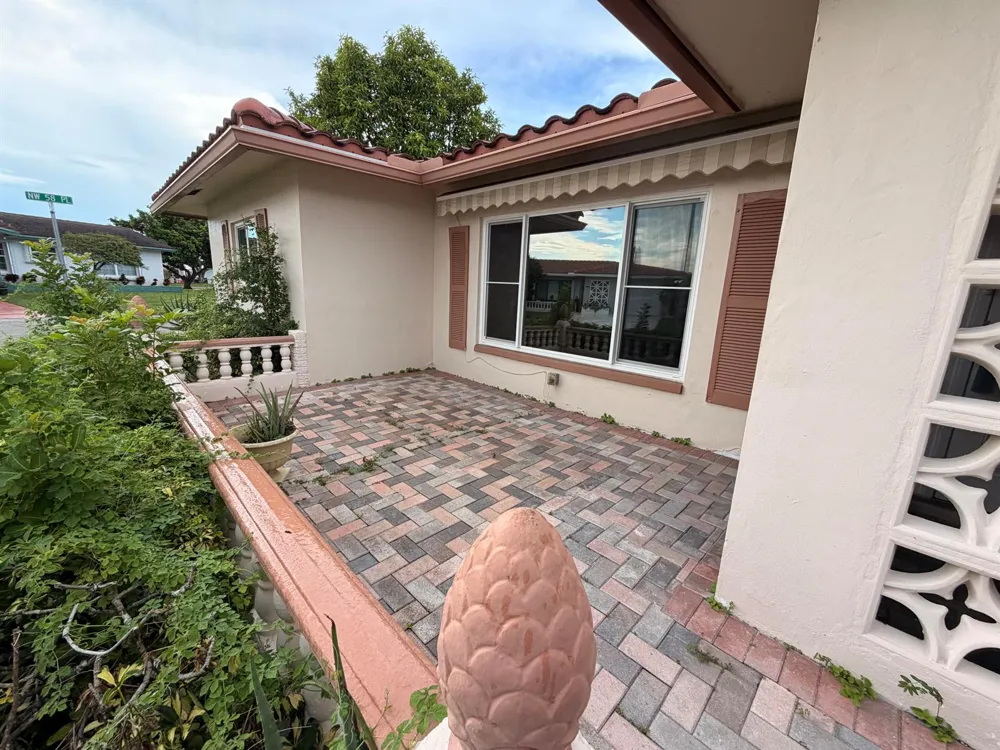 5806 NW 86TH TERRACE Tamarac, FL 33321