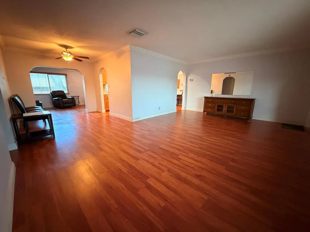 5806 NW 86TH TERRACE Tamarac, FL 33321