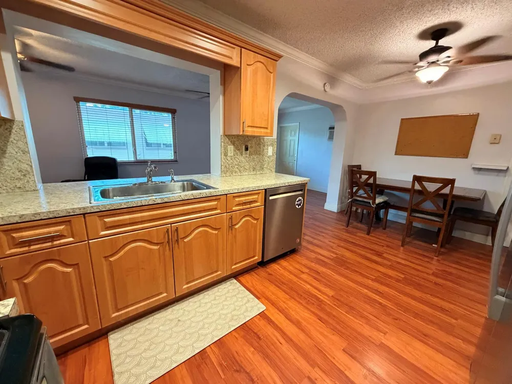 5806 NW 86TH TERRACE Tamarac, FL 33321