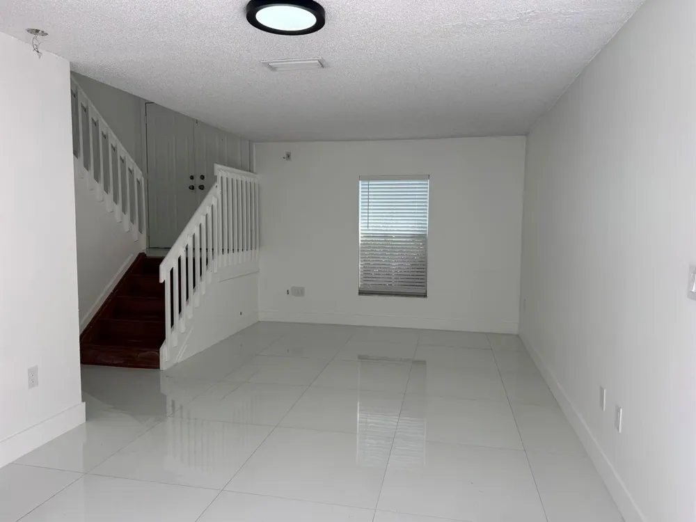 4421 SW 72nd Terrace Davie, FL 33314
