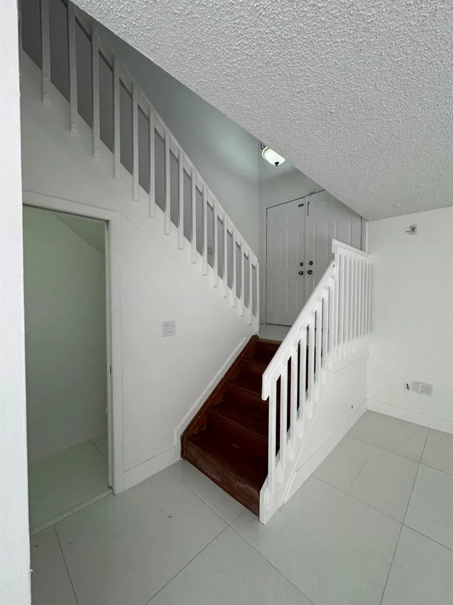 4421 SW 72nd Terrace Davie, FL 33314