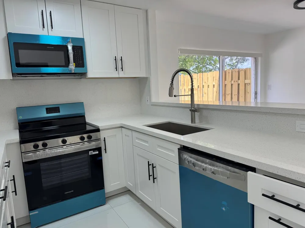 4421 SW 72nd Terrace Davie, FL 33314