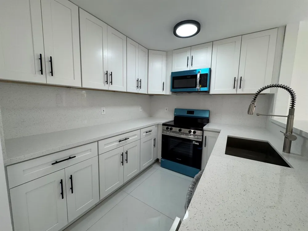 4421 SW 72nd Terrace Davie, FL 33314