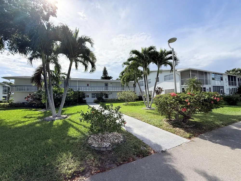 543 DURHAM S #543 Deerfield Beach, FL 33442