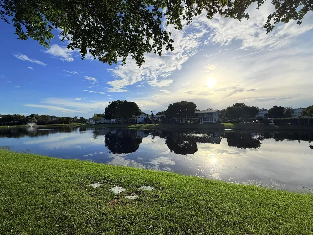 543 DURHAM S #543 Deerfield Beach, FL 33442