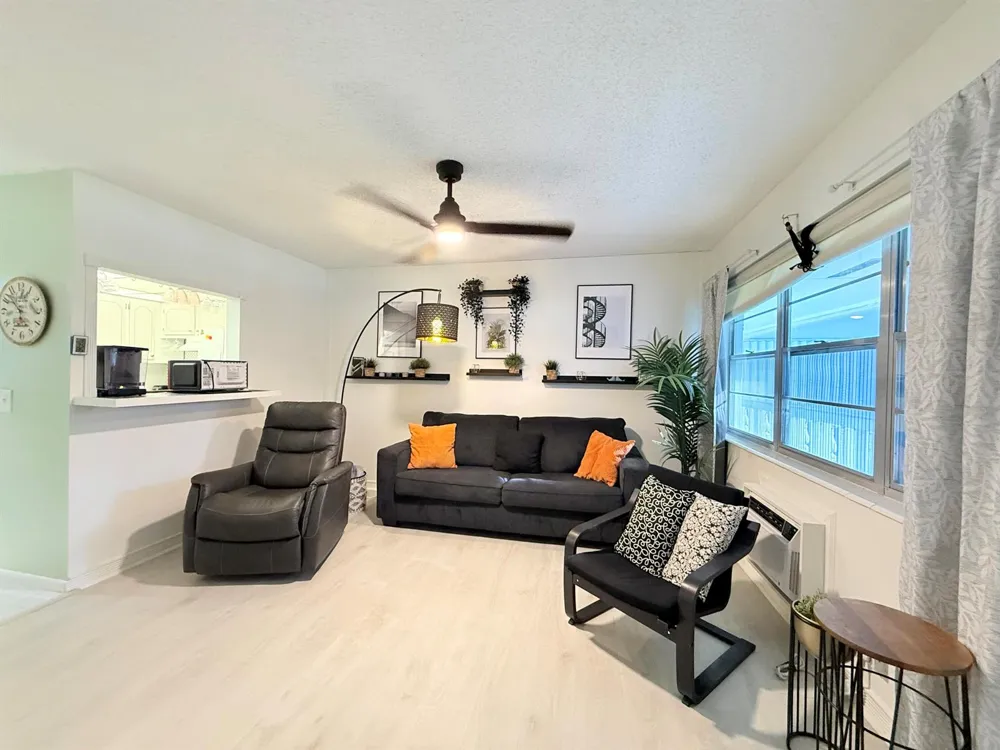 543 DURHAM S #543 Deerfield Beach, FL 33442