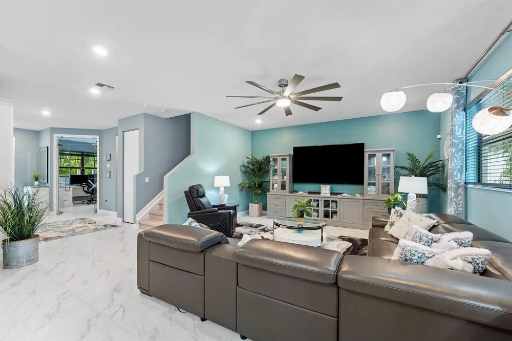 3196 STRENG LANE Royal Palm Beach, FL 33411