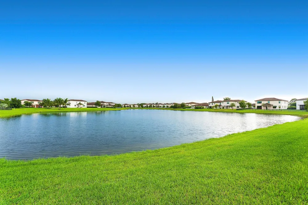 3196 STRENG LANE Royal Palm Beach, FL 33411