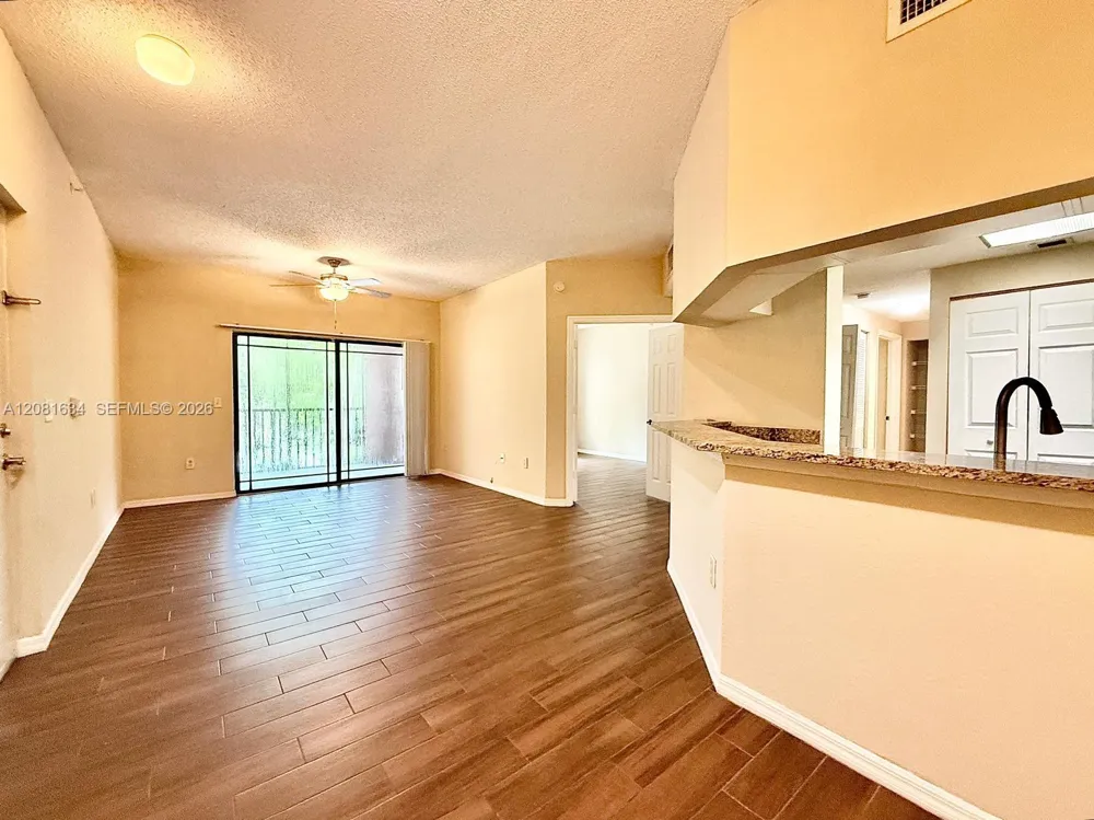 3023 Alcazar Pl #201 Palm Beach Gardens, FL 33410