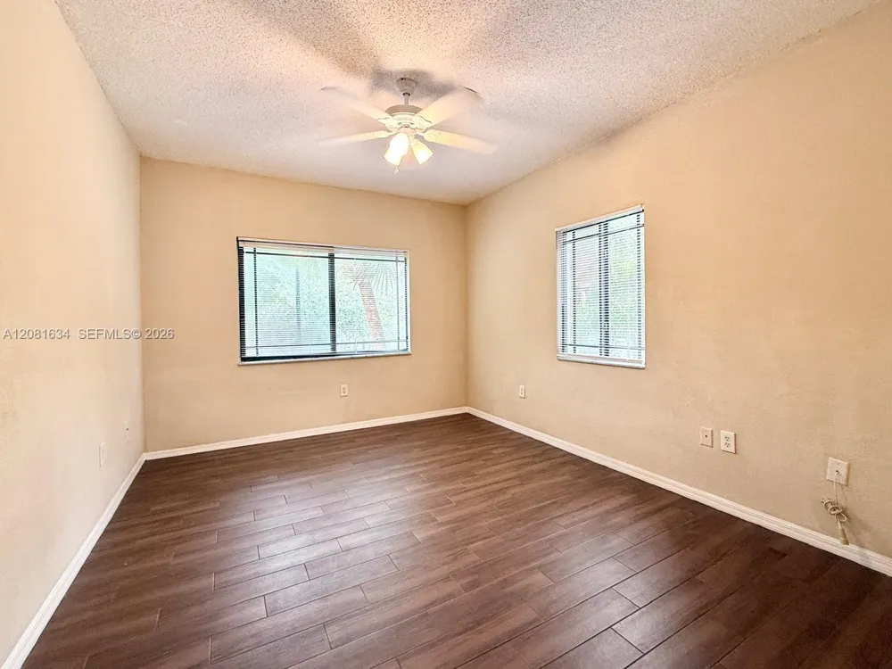 3023 Alcazar Pl #201 Palm Beach Gardens, FL 33410