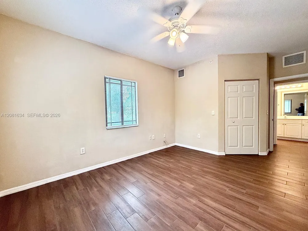 3023 Alcazar Pl #201 Palm Beach Gardens, FL 33410