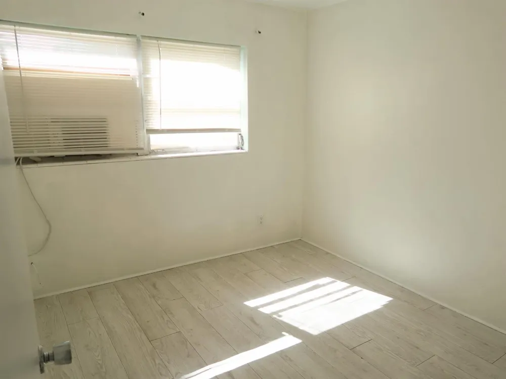 5308 Marcia Place West Palm Beach, FL 33407