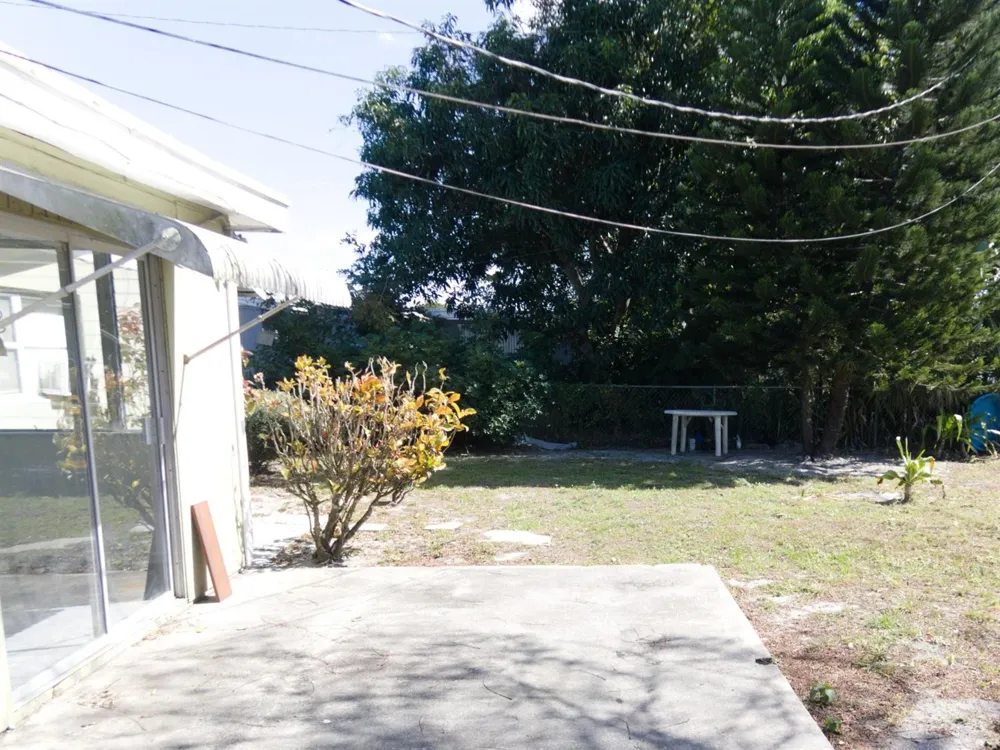5308 Marcia Place West Palm Beach, FL 33407