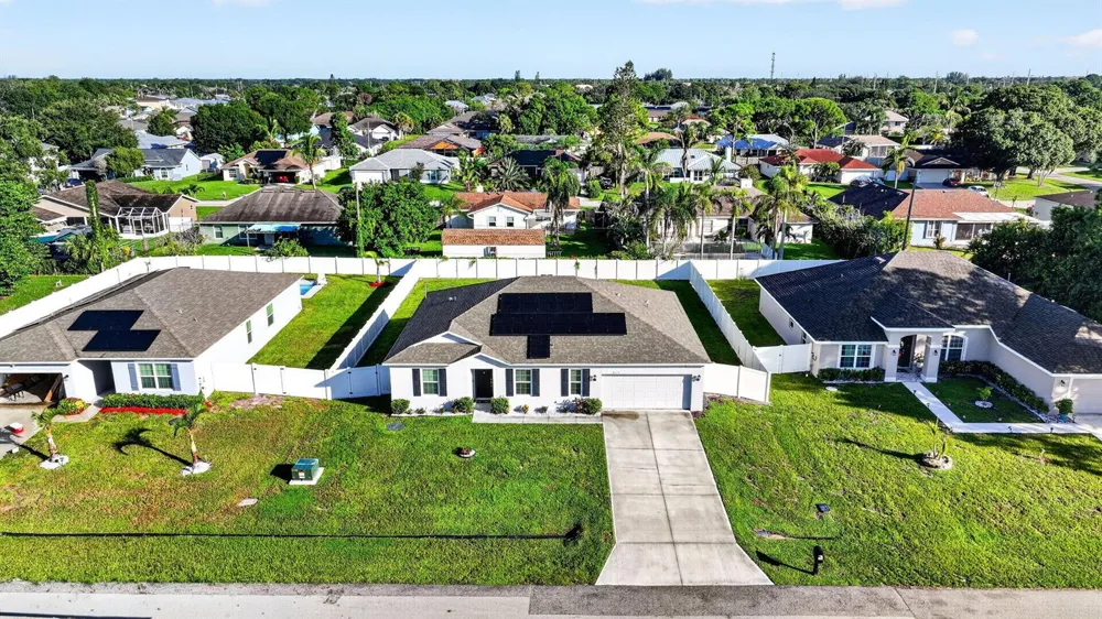 2615 SW HAREM CIRCLE Port St. Lucie, FL 34953