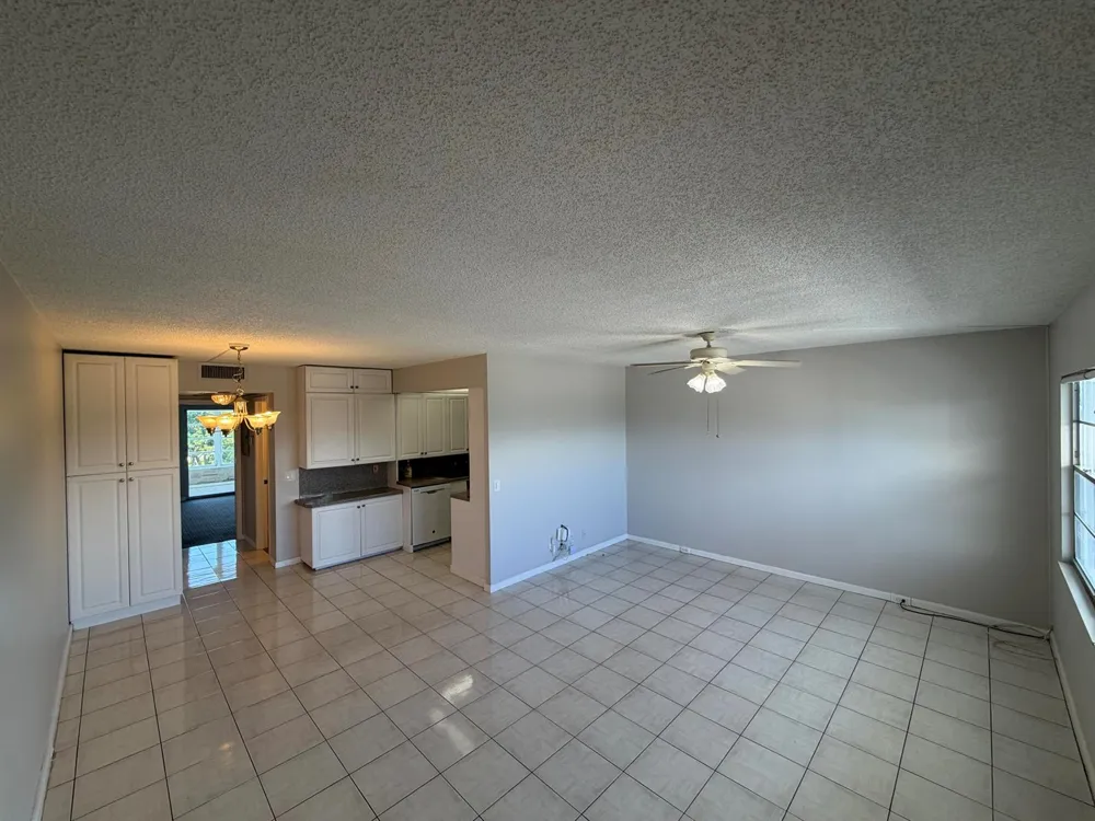 4089 WOLVERTON E Boca Raton, FL 33434
