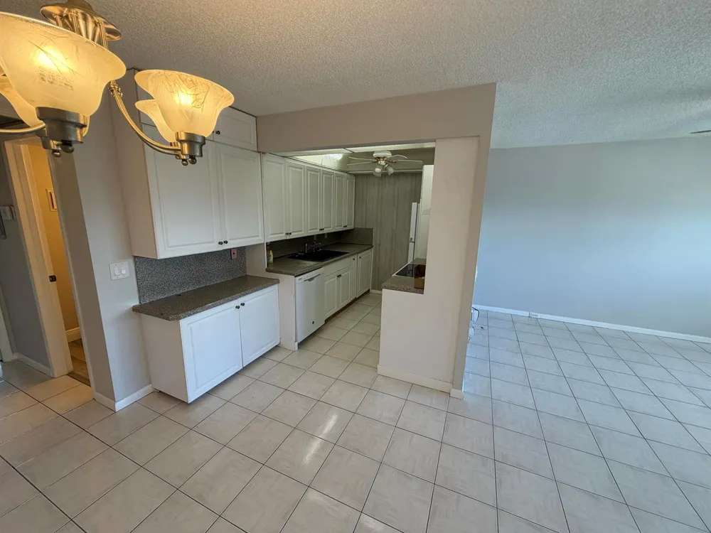 4089 WOLVERTON E Boca Raton, FL 33434
