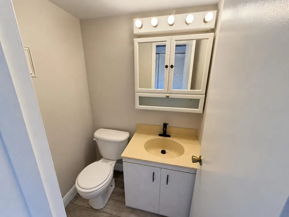 4089 WOLVERTON E Boca Raton, FL 33434