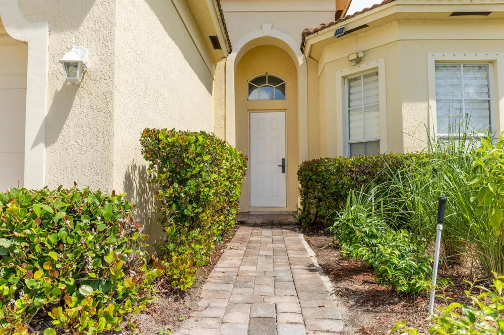 6212 Spring Lake Terrace Fort Pierce, FL 34951
