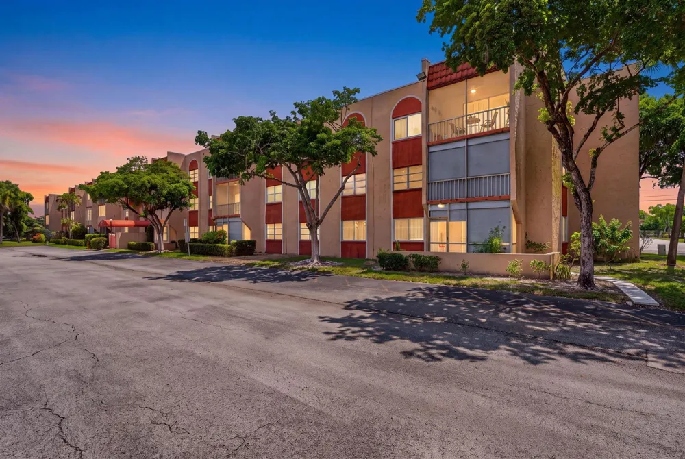 8260 SW 24TH STREET #6115 North Lauderdale, FL 33068