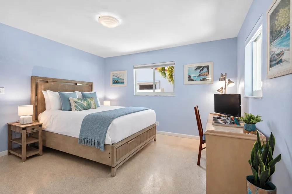 1621 SW 8TH AVENUE #2 Fort Lauderdale, FL 33315