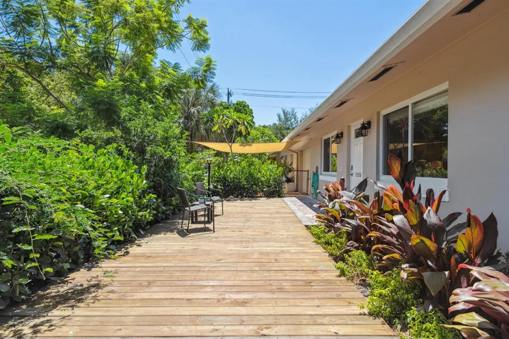 1621 SW 8TH AVENUE #2 Fort Lauderdale, FL 33315