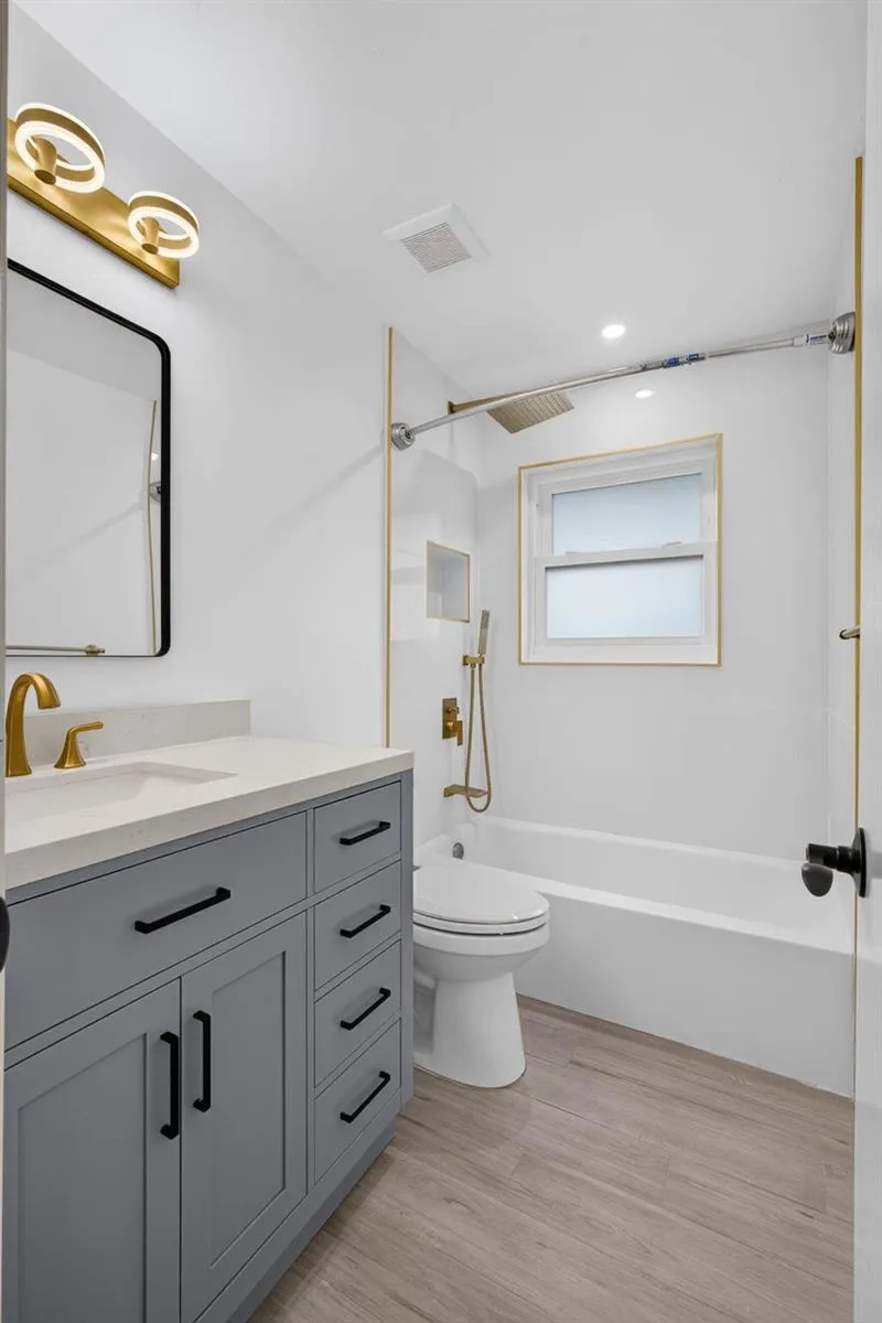 502 Circle E Jupiter, FL 33458
