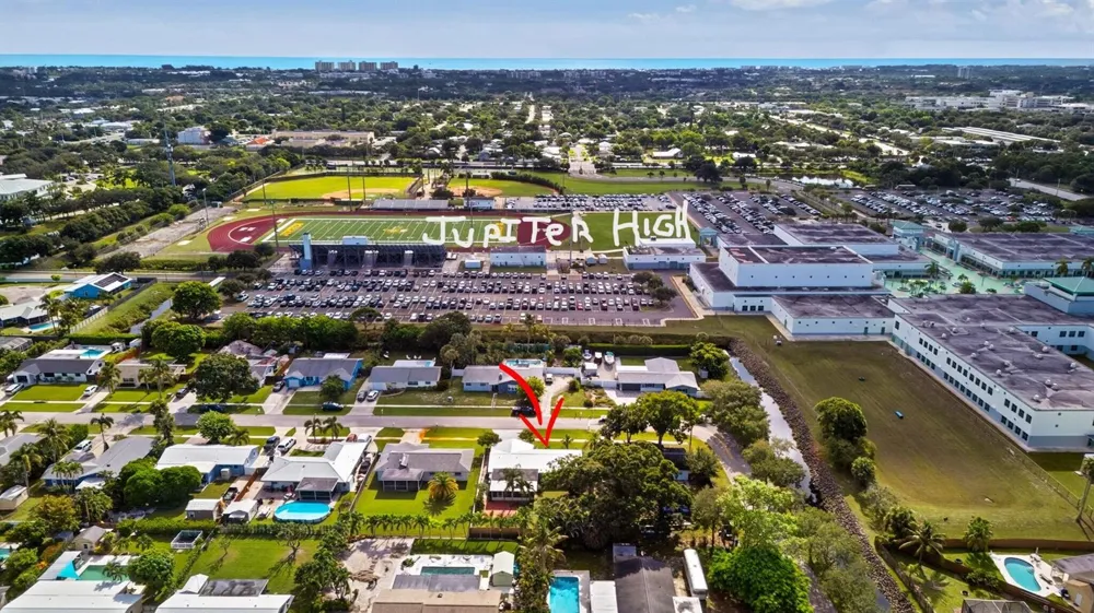 502 Circle E Jupiter, FL 33458