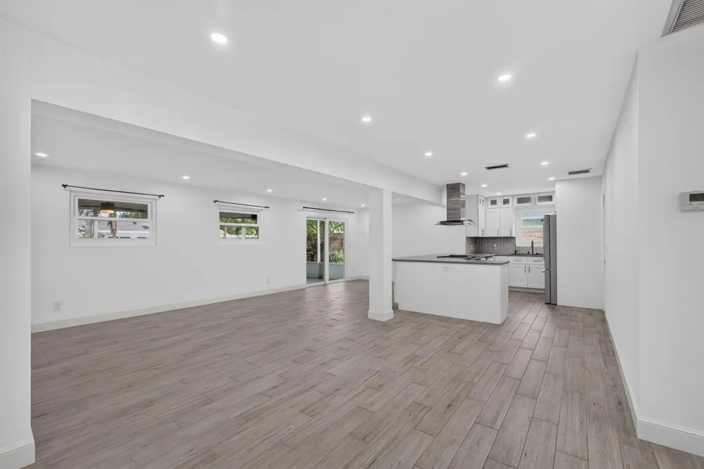 502 Circle E Jupiter, FL 33458