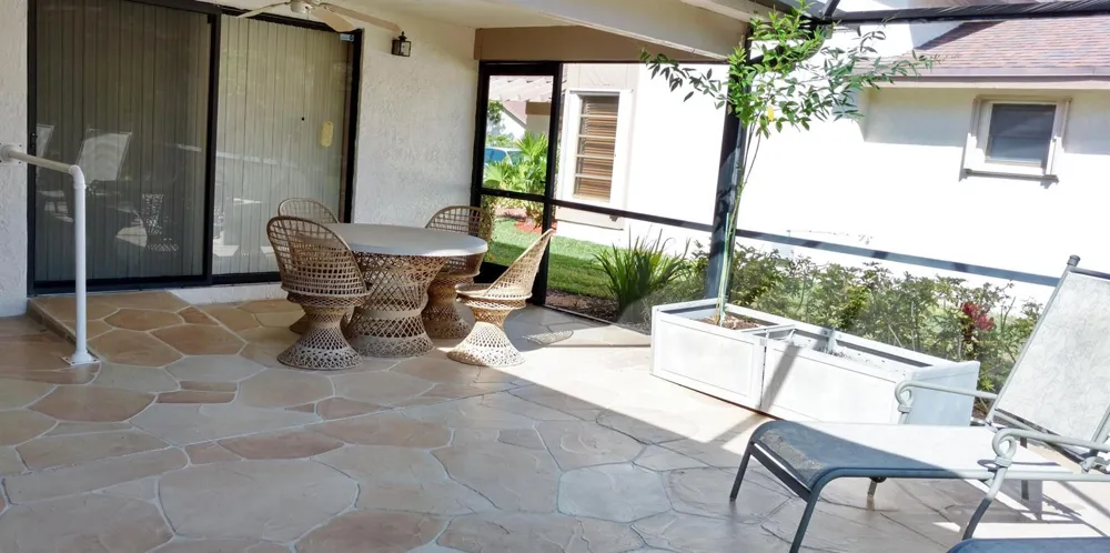 8963 Old Pine Way #21 Boca Raton, FL 33433