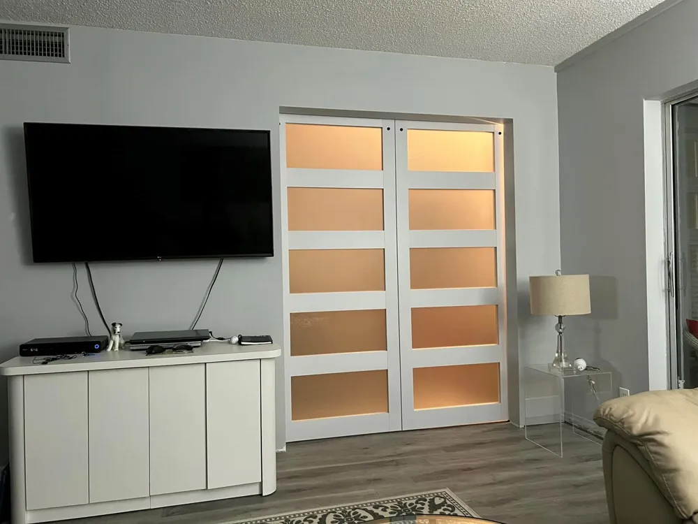 9300 HOLLYBROOK LAKE DRIVE S #304 Pembroke Pines, FL 33025