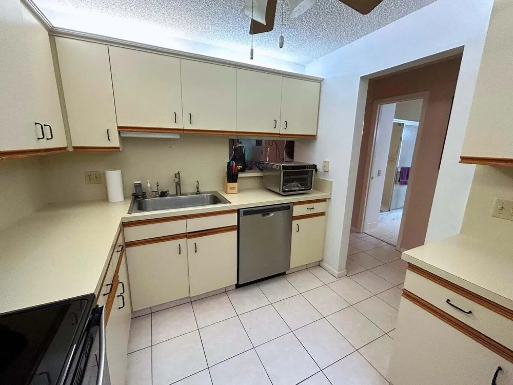 10058 LAURELWOOD PLACE Boynton Beach, FL 33437