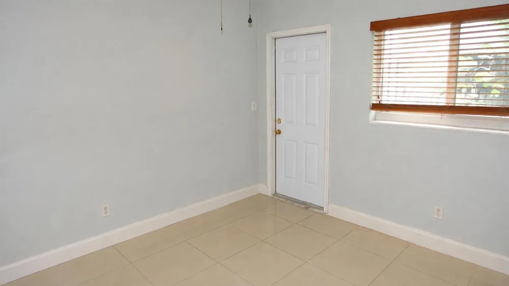 2631 SW 13TH AVENUE #2 Fort Lauderdale, FL 33315