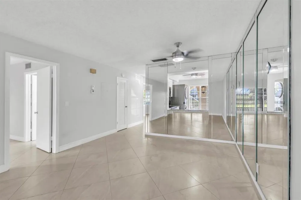 13950 VIA FLORA #B Delray Beach, FL 33483