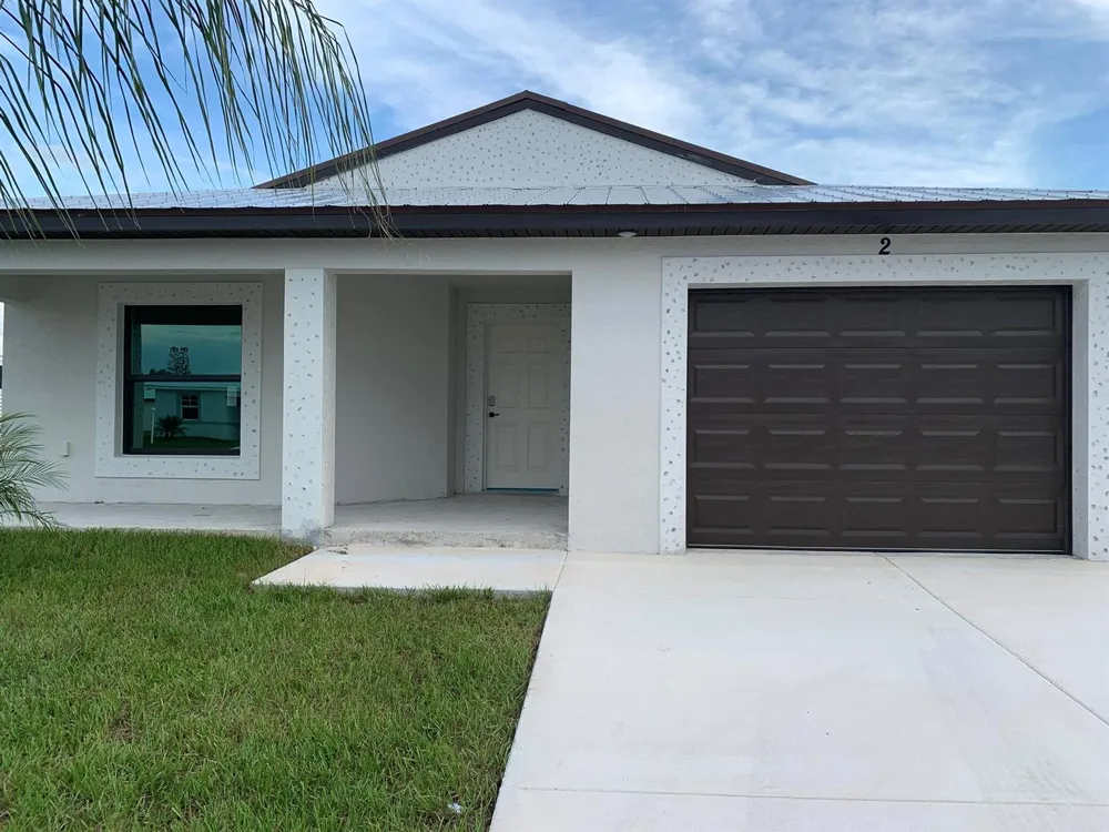 14415 Isla Flores Avenue Fort Pierce, FL 34951