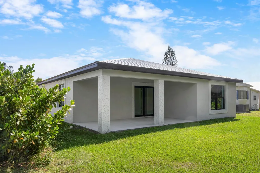 13990 Gorrion Court Fort Pierce, FL 34951