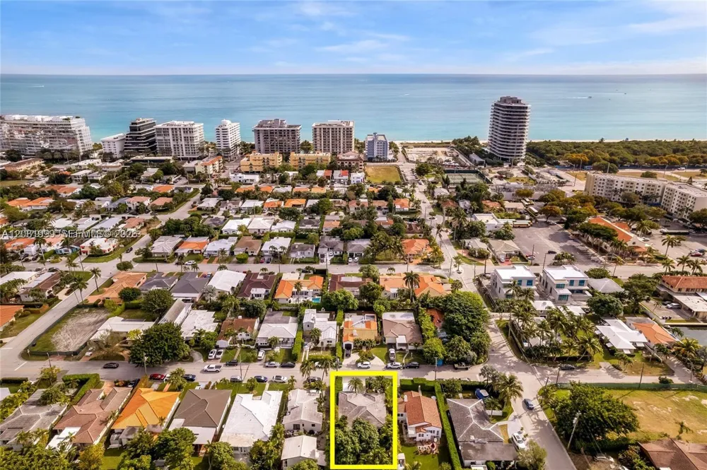 8818 Carlyle Ave Surfside, FL 33154