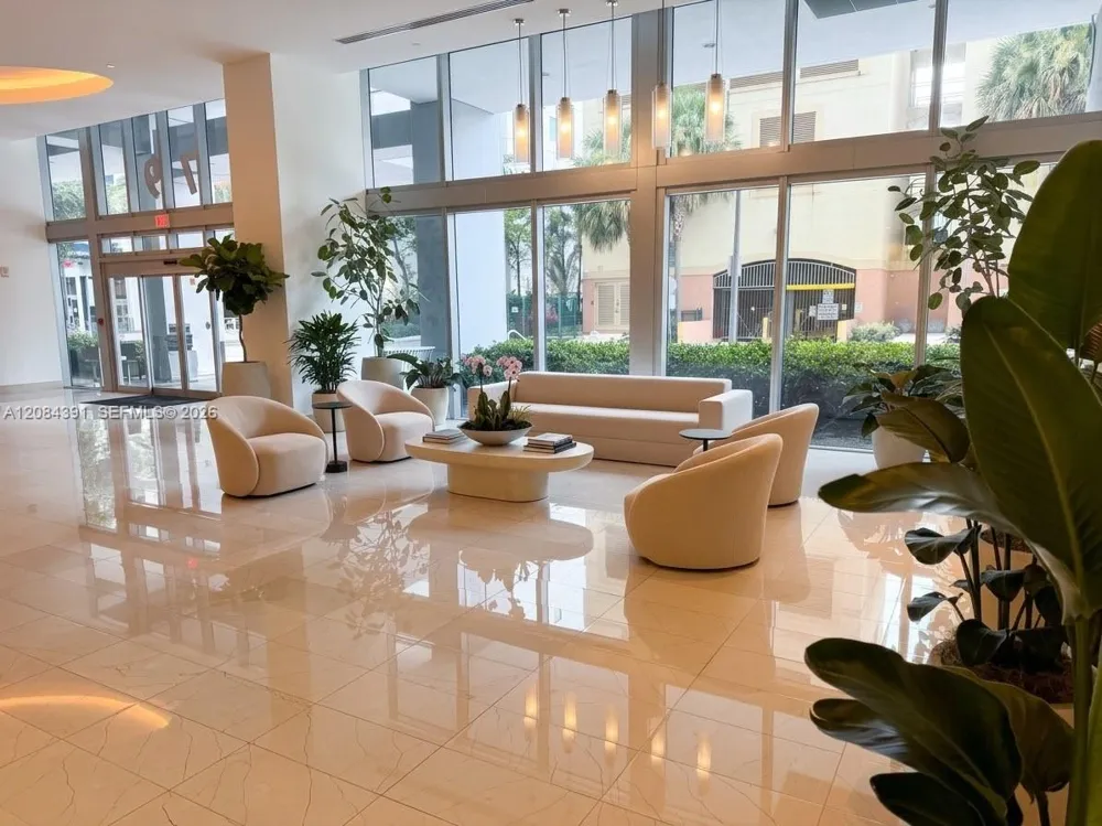 79 SW 12th St #2410-S Miami, FL 33130